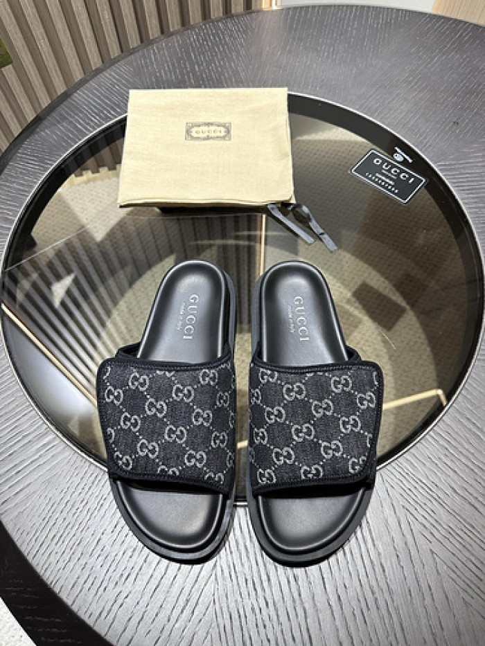 GUCC SLIPPERS