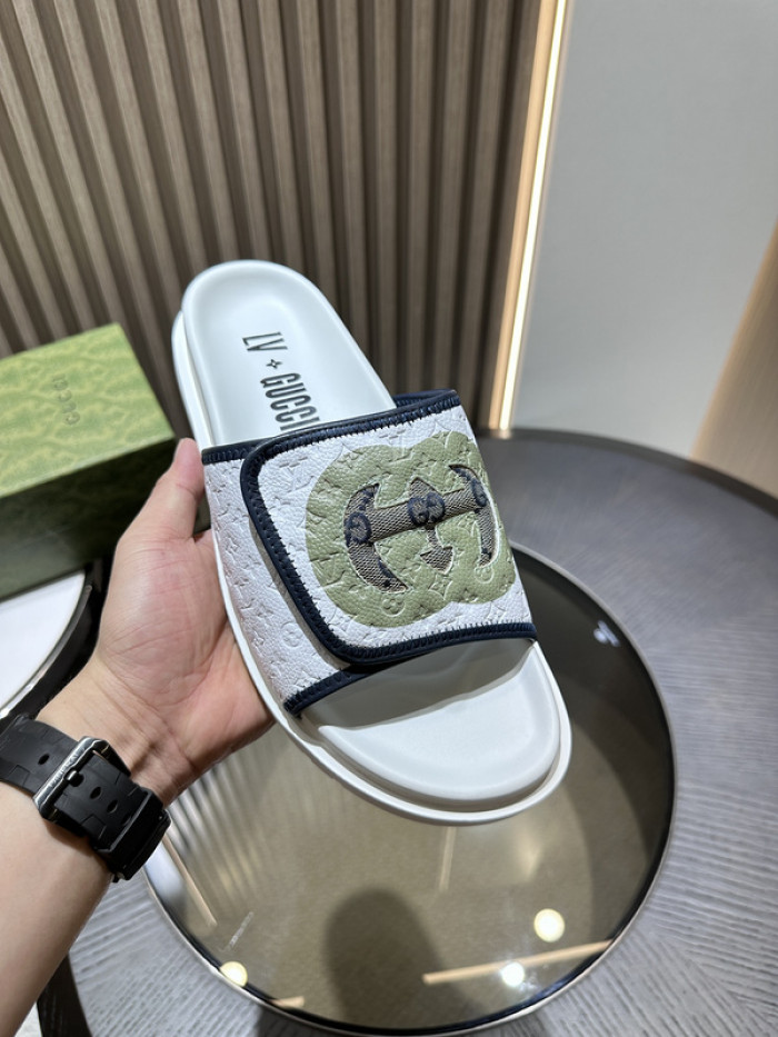 GUCC SLIPPERS