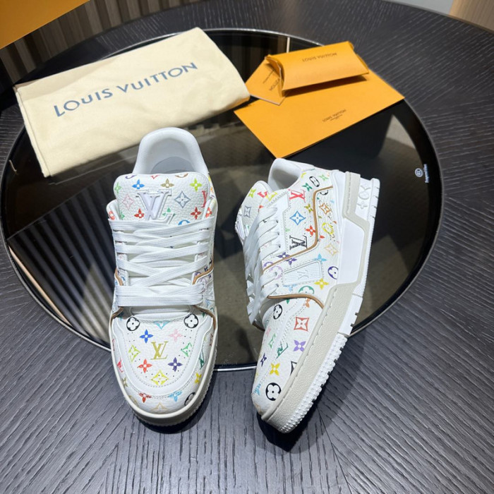 LV SNEAKER LOW FOR-LV233