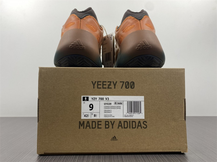 ad*s Y**zy 700 v3 copfad gy4109