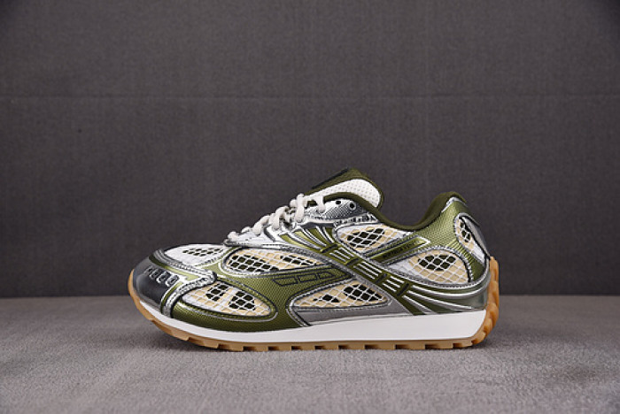 bo*te*ga Ve*ne*ta orbit sneaker