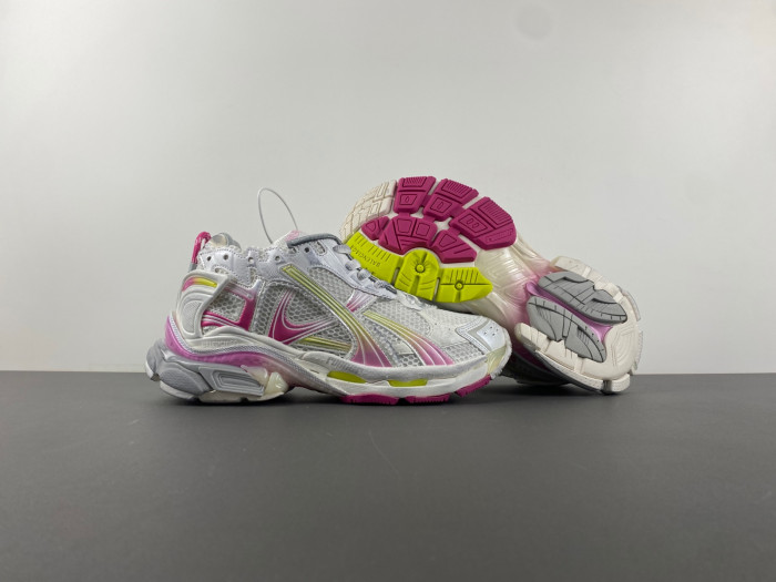 BLCG RUNNER  772767-WRUNG 9517