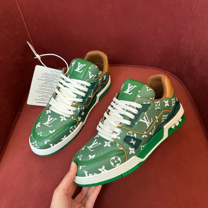 LV SNEAKER LOW FOR-LV230