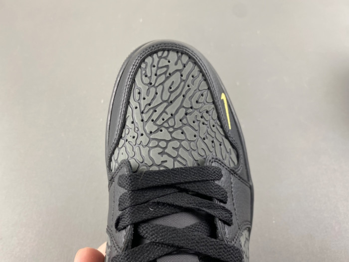 Air Jordan 1 Low “Elephant” SE IM6568-010