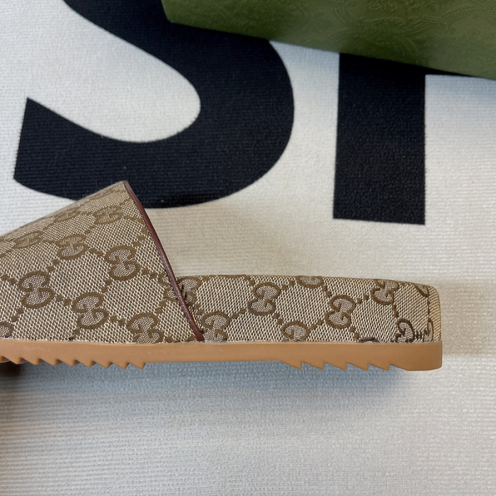 GUCC SLIPPERS