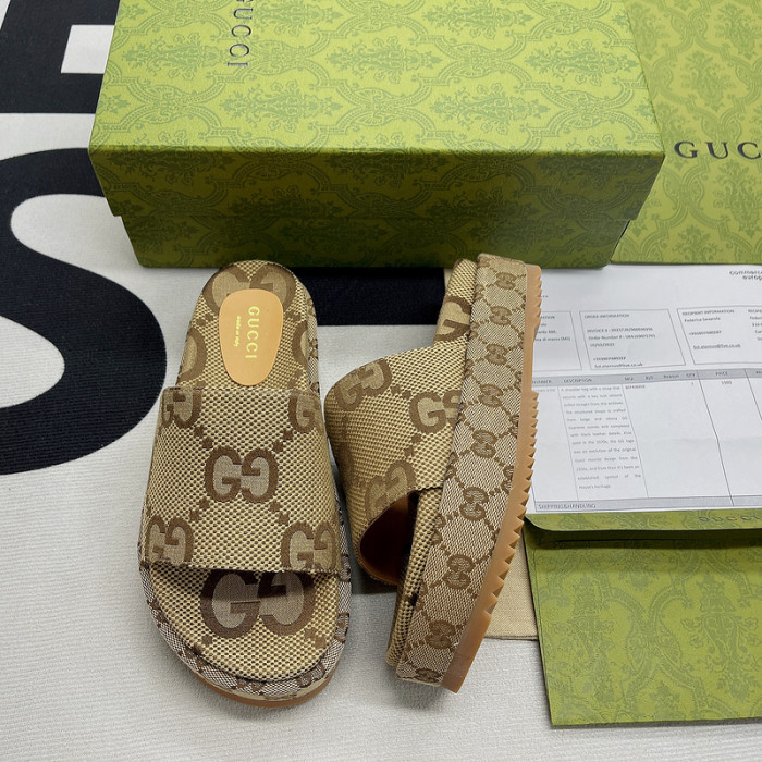 GUCC SLIPPERS