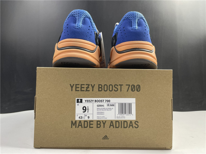 ad*s Y**zy boost 700  gz0541