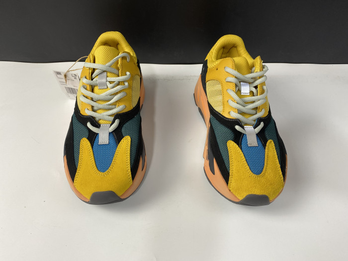 ad*s Y**zy boost 700 new colorway sun yellow wave runner gz6984