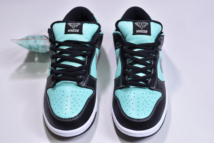 nike sb x diamond dunk  ＂T*f*ny＂ 304292-402