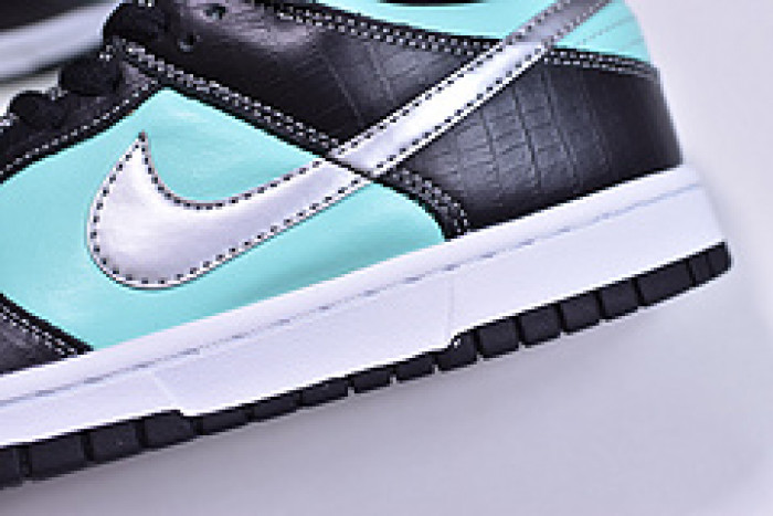 nike sb x diamond dunk  ＂T*f*ny＂ 304292-402