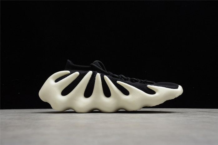 ad*s Y**zy 450 “cloud black”