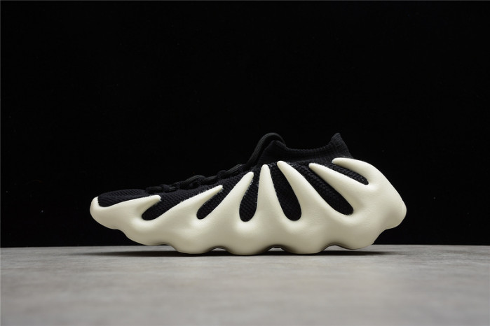ad*s Y**zy 450 “cloud black”