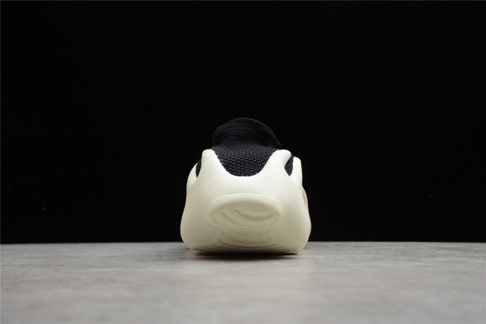 ad*s Y**zy 450 “cloud black”