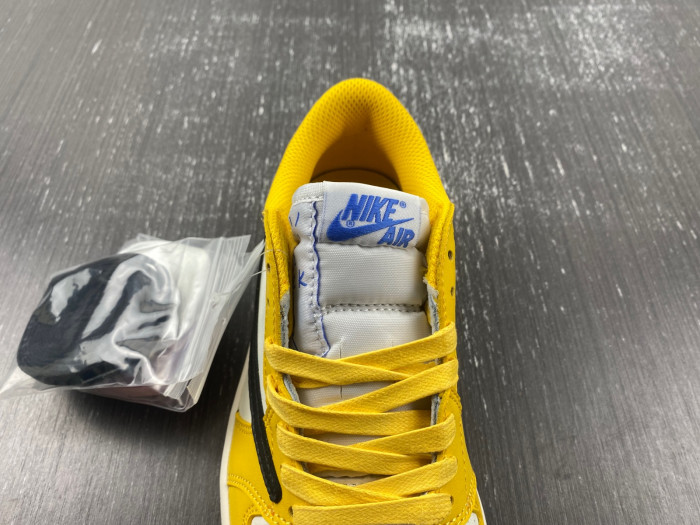 Travis Scott x Air Jordan 1 Low DZ4137-700
