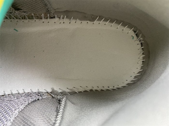 ad*s Y**zy 500 taupe light gx3607