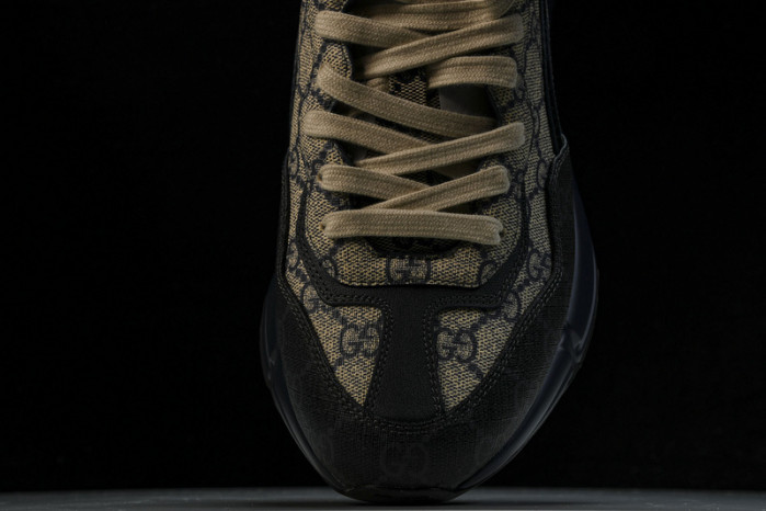 GUCC  Sneaker