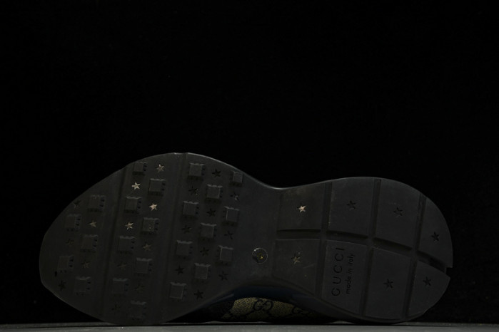 GUCC  Sneaker