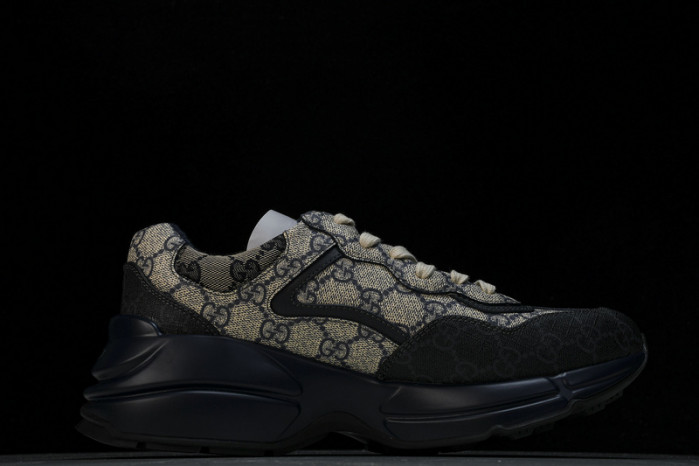 GUCC  Sneaker