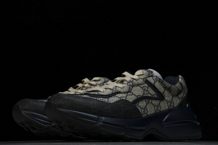 GUCC  Sneaker