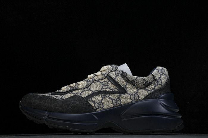 GUCC  Sneaker