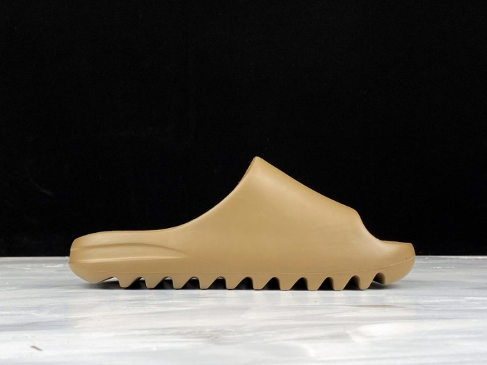 Y**zy slide earth brown  fv8425
