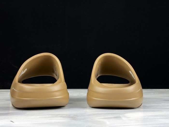 Y**zy slide earth brown  fv8425
