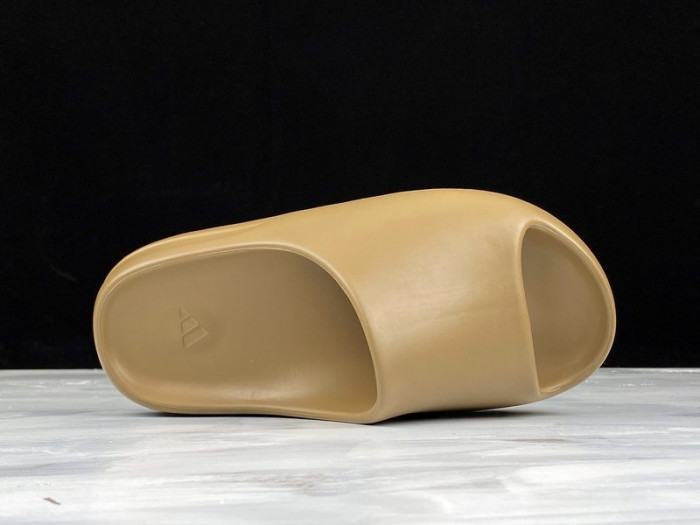 Y**zy slide earth brown  fv8425