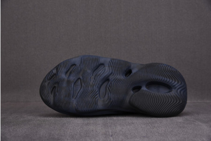 Y**zy foam rnnr mineral blue - gv7903