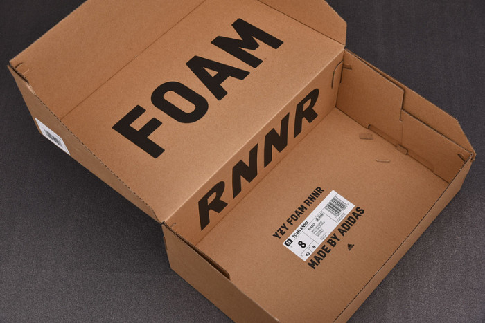 Y**zy foam rnnr mineral blue - gv7903