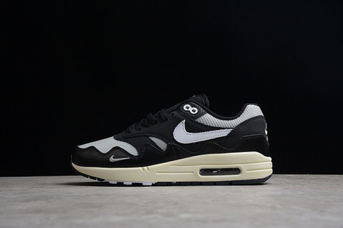 Patta x Nike Air Max 1 