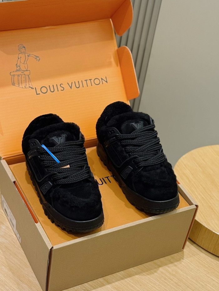 LV SNEAKER TRANIER MAXI FOR-LV441