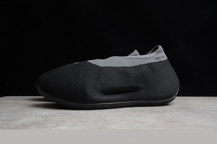 Ad*s originals knit runer 