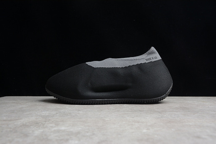 Ad*s originals knit runer "black"  gw5353