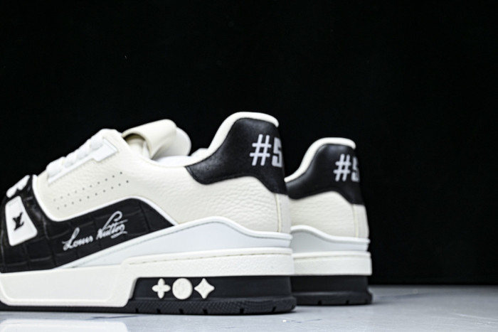 LV SNEAKER TRAINER FOR-LV430