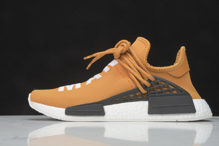 Ad*s nmd r1 pharrell hu hue man tangerine  bb3070