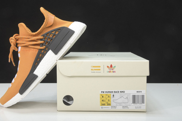 Ad*s nmd r1 pharrell hu hue man tangerine  bb3070