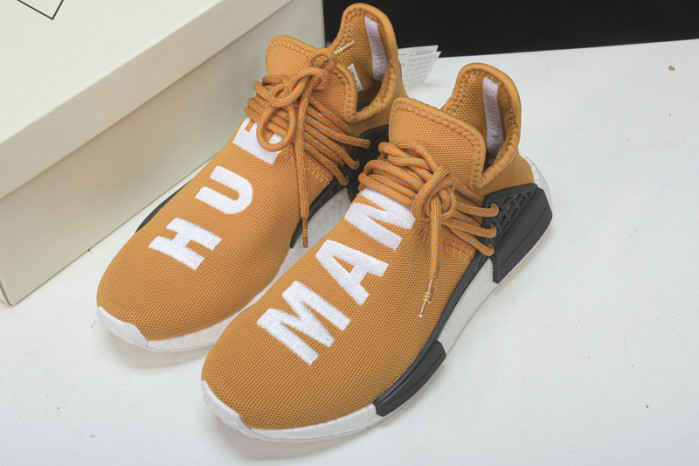 Ad*s nmd r1 pharrell hu hue man tangerine  bb3070