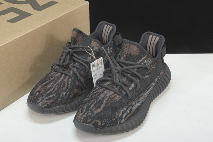 ad*s  Y**zy boost 350 v2 mx rock gw3774
