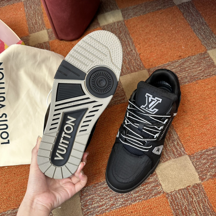 LV SNEAKER LOW FOR-LV242