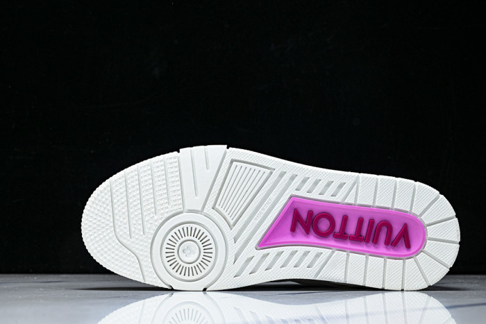 LV SNEAKER TRAINER FOR-LV450