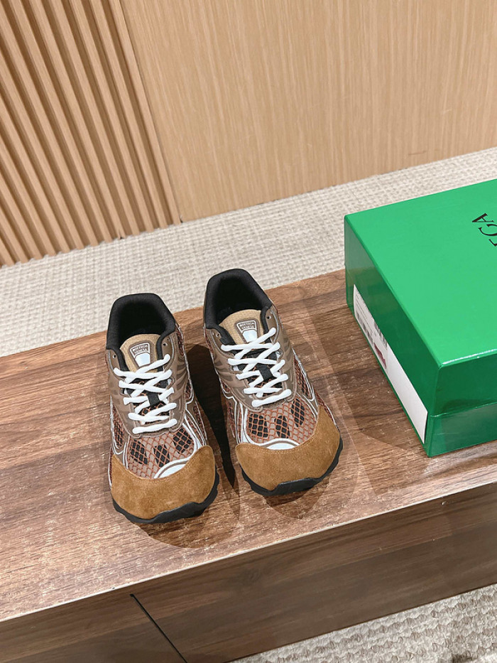 bo*te*ga Ve*ne*ta orbit sneaker