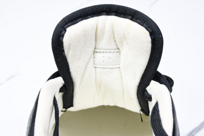 GUCC SNEAKER