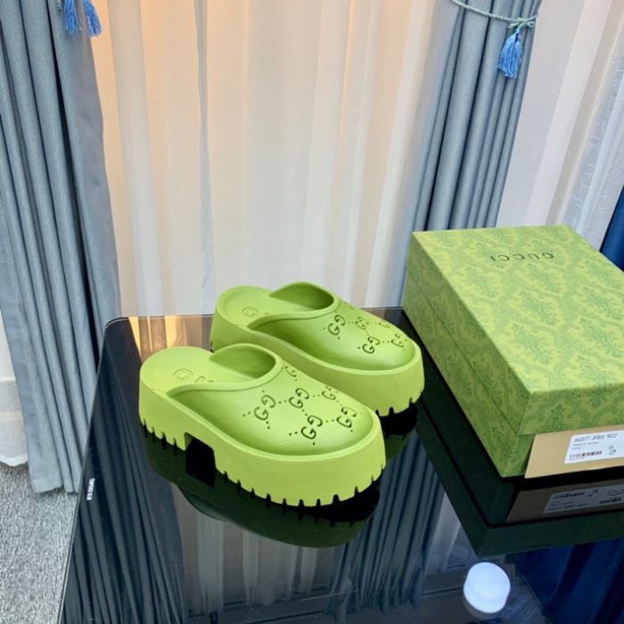 GUCC SLIPPERS