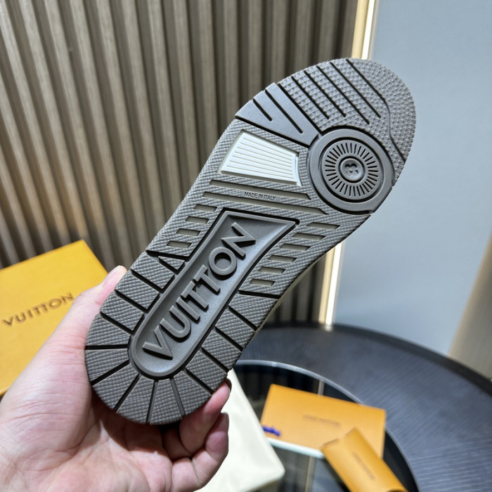 LV SNEAKER TRAINER   FOR-LV302