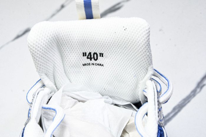 OF C/O  SNEAKER  FOR-022302