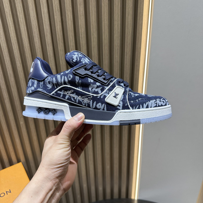 LV SNEAKER TRAINER FOR-LV426
