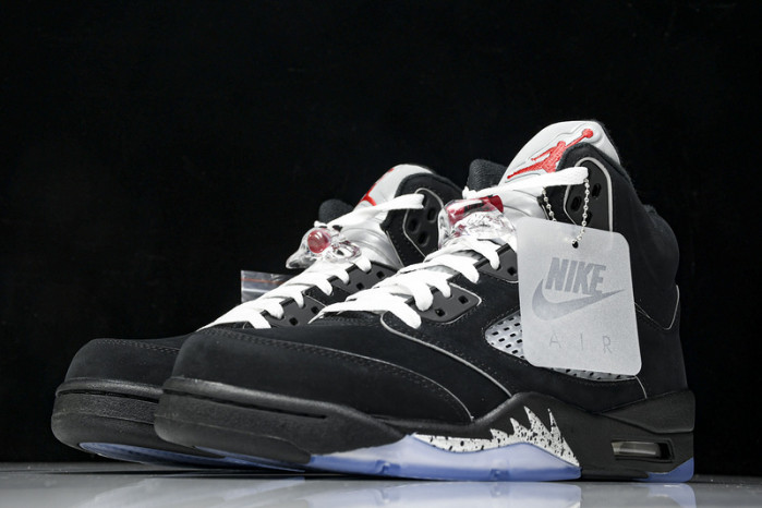 Air Jordan 5 “Black Metallic Reimagined”  HF3975-001