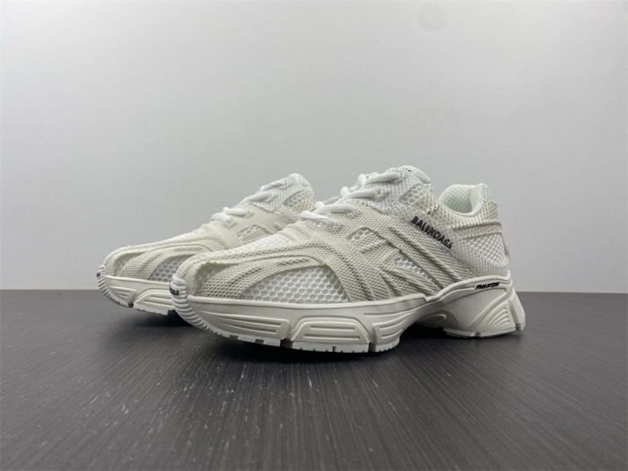 BLCG   PHANTOM  YEESHOES042101