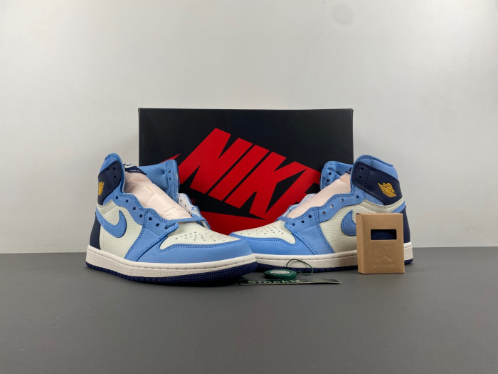 Air Jordan 1 High OG“First in Flight”  FD2596-400