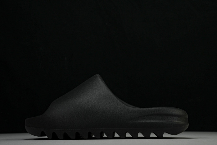 Yeezy Slide Onyx  HQ6448